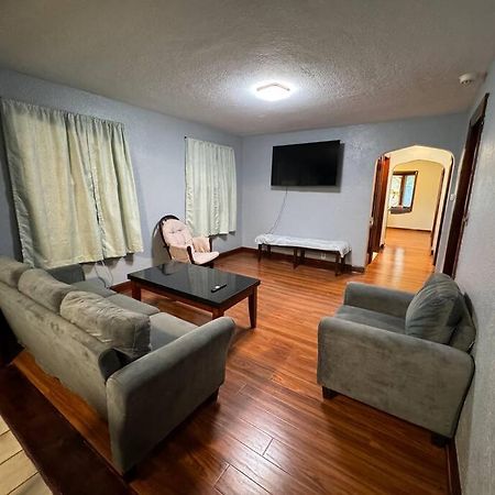Comfy Getaway At Falls! Lägenhet Niagarafallen Exteriör bild